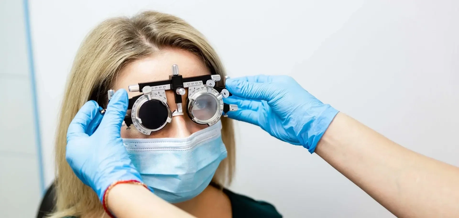 проверка остроты зрения у оптометриста